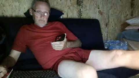 just here to have fun and cum online show from October 16, 7:35 pm