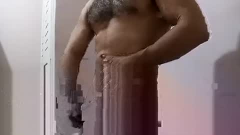 lovesexcam85 online show from May 6, 9:21 pm