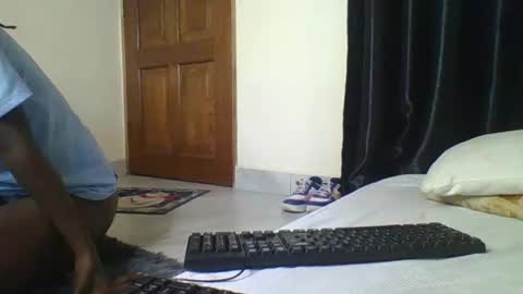 loveslut_ online show from February 23, 6:04 am