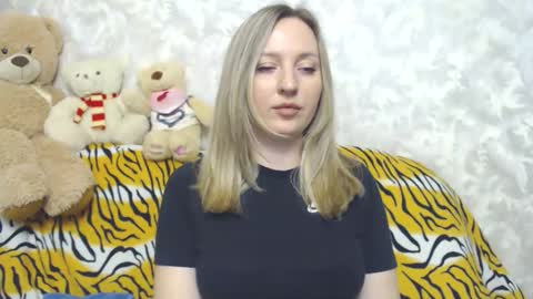 LovesRebecca online show from March 31, 1:28 am