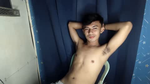 lovetosuckxox online show from February 12, 11:07 am