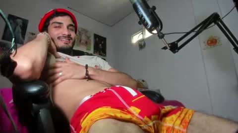 lovexjuxn77 online show from November 24, 5:55 pm