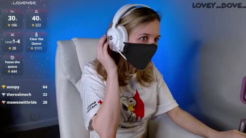 Lovey online show from March 16, 5:44 am