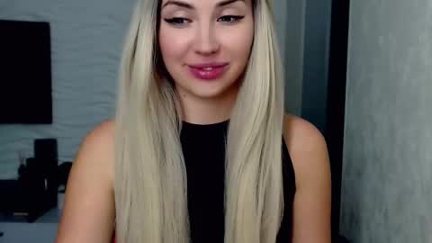 Rosie  online show from April 4, 4:58 pm