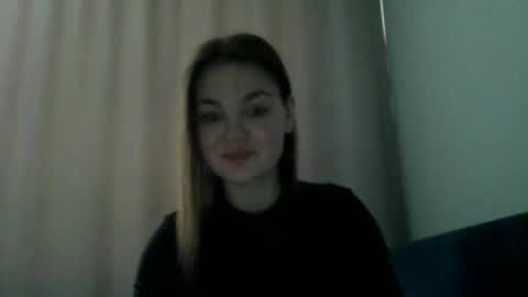 loviesimone online show from February 19, 9:30 am