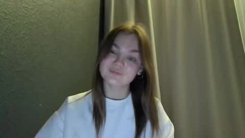 loviesimone online show from November 13, 9:39 pm