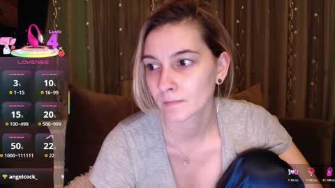 Antonia online show from October 27, 10:10 pm