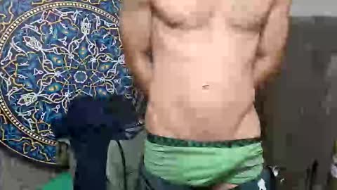 Lshot D online show from November 12, 5:04 pm