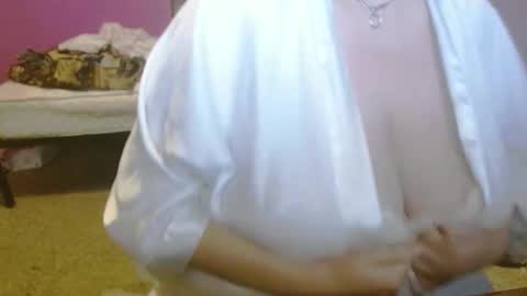 Snapshot of ltkinkygirl75 chatting on October 22, 1:13 pm Ariel online show from October 22, 1:13 pm
