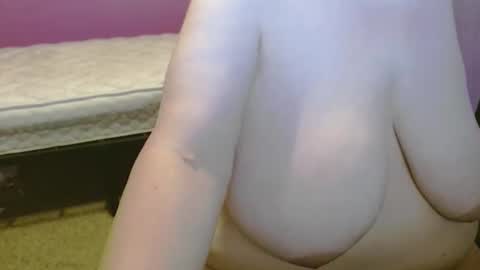 Snapshot of ltkinkygirl75 chatting on October 8, 1:28 pm Ariel online show from October 8, 1:28 pm