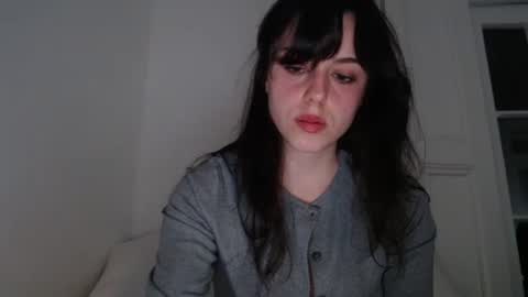 luana online show from October 12, 9:27 pm