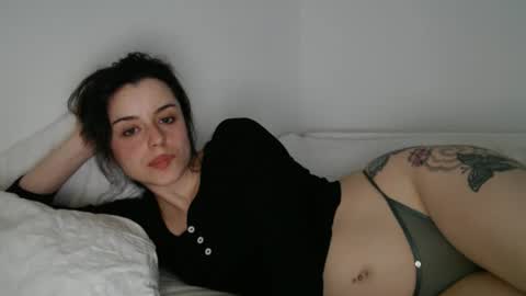 luana online show from November 8, 10:57 pm