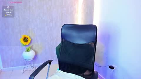 Luana online show from October 31, 10:59 am