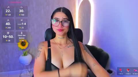 Snapshot of luanabonasx chatting on October 15, 12:17 pm Luana online show from October 15, 12:17 pm