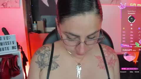 Snapshot of luanadabbraccio_ chatting on September 26, 11:24 pm luanadabbraccio_ online show from September 26, 11:24 pm