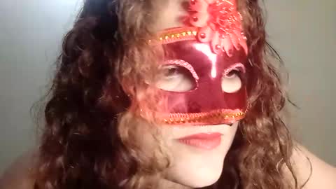 luanapowerful online show from January 25, 2:15 am