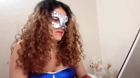 luanapowerful online show from October 5, 7:54 pm