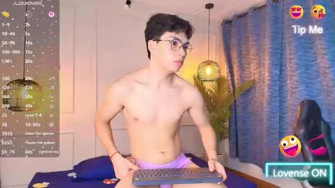 lUAN online show from March 18, 12:00 pm