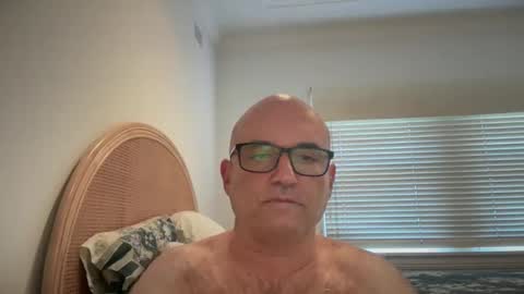 lucas10004 online show from March 7, 1:42 am