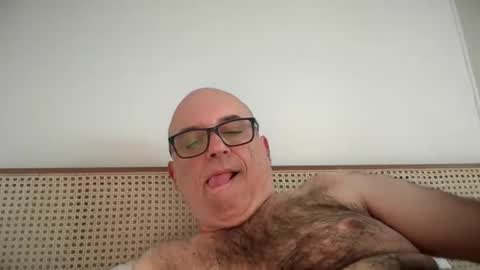 lucas10004 online show from October 4, 2:09 am