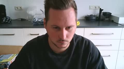 Lucas online show from September 18, 1:15 pm