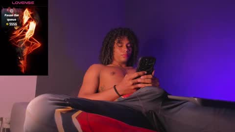   online show from February 28, 7:35 pm