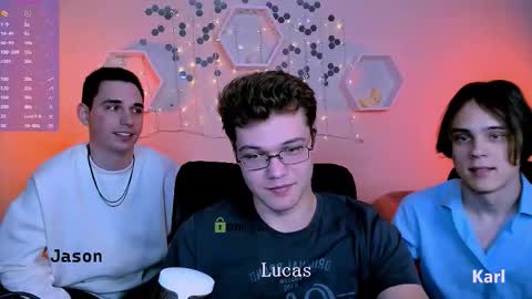 lucas_long_ online show from November 17, 8:33 pm