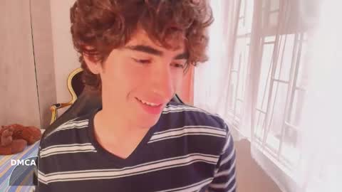 Snapshot of lucas_xo chatting on October 3, 9:01 pm lucas_xo online show from October 3, 9:01 pm