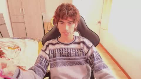 Snapshot of lucas_xo chatting on September 8, 5:56 pm lucas_xo online show from September 8, 5:56 pm