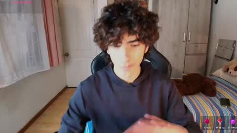 lucas_xo online show from November 27, 10:06 pm