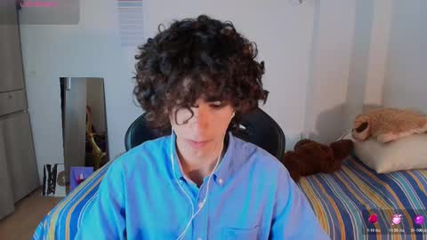 lucas_xo online show from March 5, 9:46 pm