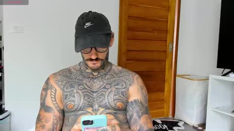 lucasexclusive online show from October 8, 7:36 am