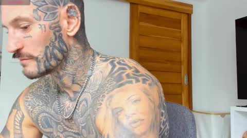 lucasexclusive online show from October 17, 7:12 am