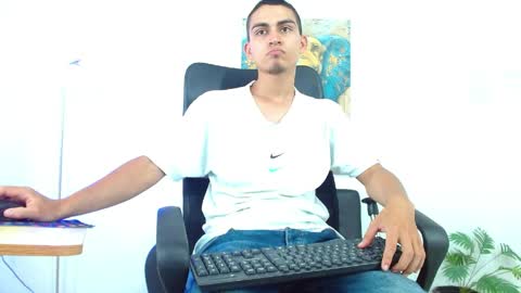 Lucas online show from April 20, 8:12 pm