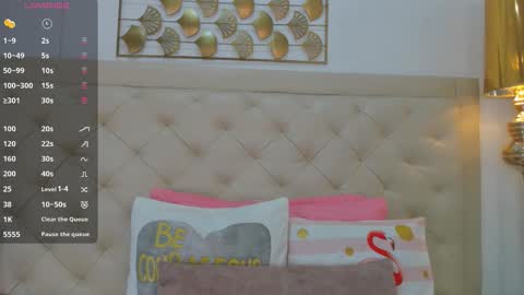 lucia_lorenz online show from February 10, 11:35 am