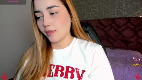 lucia star  online show from January 25, 7:07 pm