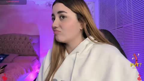 lucia star  online show from February 18, 2:38 am