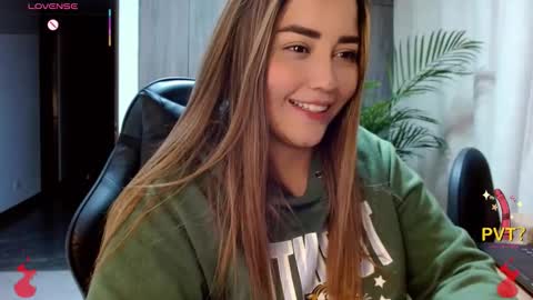 lucia star  online show from February 13, 11:41 pm