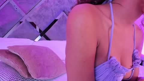 Lucia Gray online show from April 18, 1:07 am