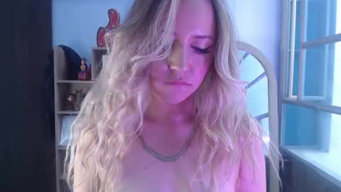 Snapshot of luciana_evaans chatting on January 30, 5:28 pm Luciana Evans online show from January 30, 5:28 pm