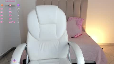 Luciana online show from March 27, 4:51 am