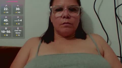 Snapshot of lucianamaster chatting on October 4, 1:14 am lucianamaster online show from October 4, 1:14 am