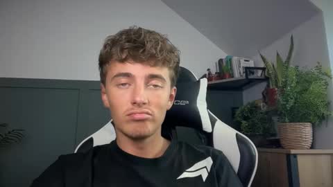 Lucian online show from September 8, 3:22 pm