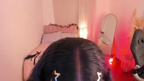     online show from November 11, 10:34 pm