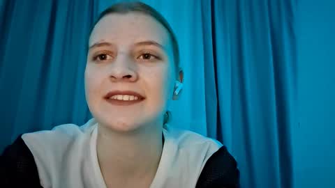 Monika online show from November 19, 8:18 pm