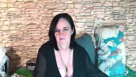 Snapshot of luciousgrace chatting on October 19, 5:50 pm Grace online show from October 19, 5:50 pm
