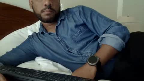 luckyfinalone online show from November 19, 8:29 pm