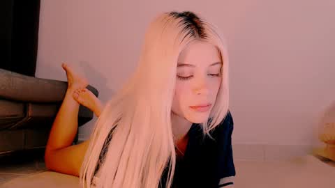 luckysapphire777 online show from February 3, 10:03 am