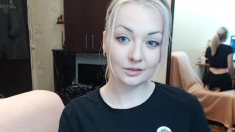 LuckyShot online show from February 18, 5:24 pm