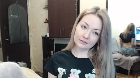 Snapshot of luckyshotgirl chatting on March 11, 3:56 pm LuckyShot online show from March 11, 3:56 pm